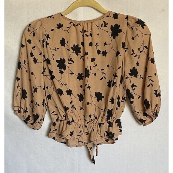 SIENNA SKY Top Womens XS Floral Cropped Blouse Tie Waist V-Neck Shirt NEW - Picture 2 of 9
